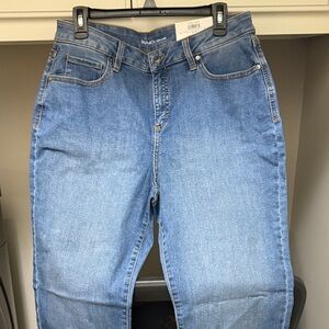 Style & co curvy capri jeans